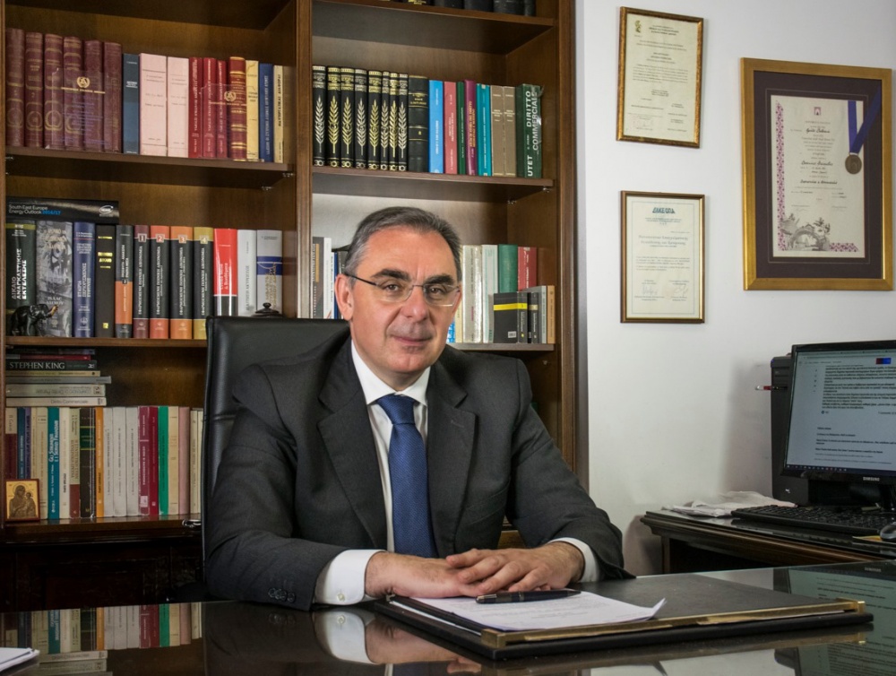 Ιωάννης Β. Σαμέλης: Έγκλημα στα Γλυκά Νερά. Αποτρόπαιη ληστεία μετά φόνου ή ακόμη χειρότερα;