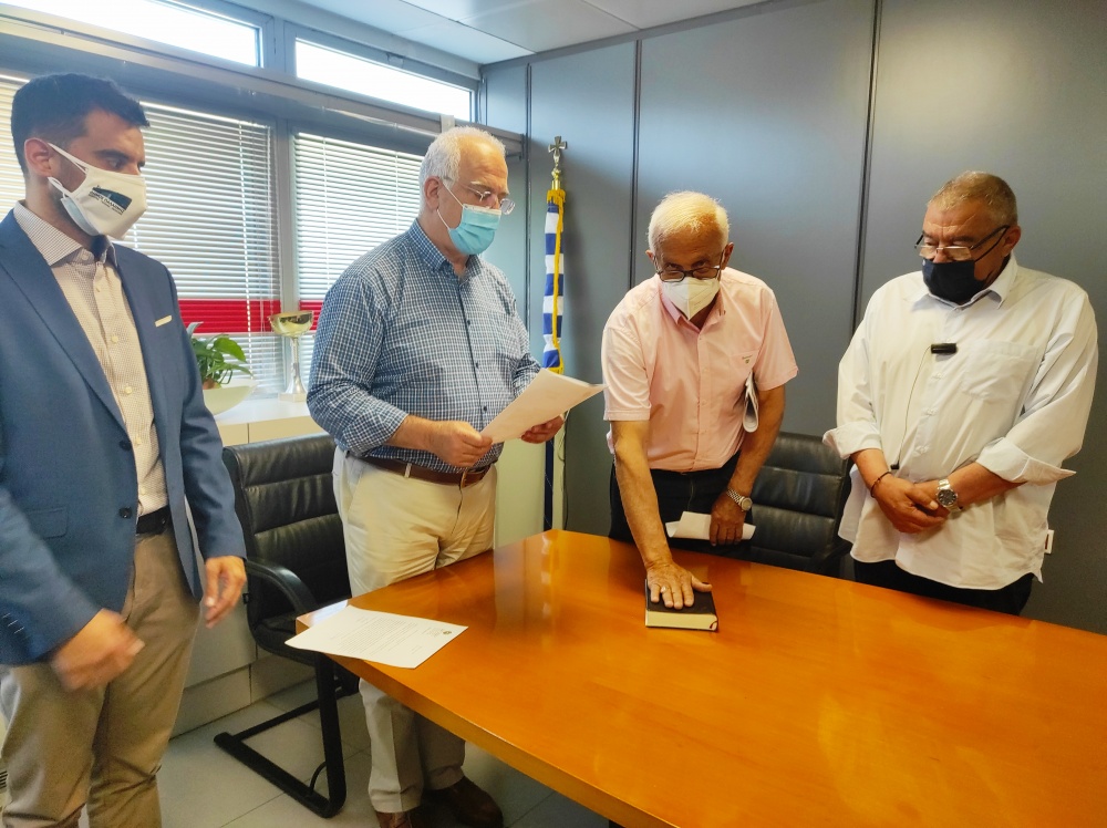 ΔΗΜΟΣ ΠΑΛΛΗΝΗΣ: Ορκωμοσία του νέου Δημοτικού Συμβούλου Ιωάννη Χαλκίδη