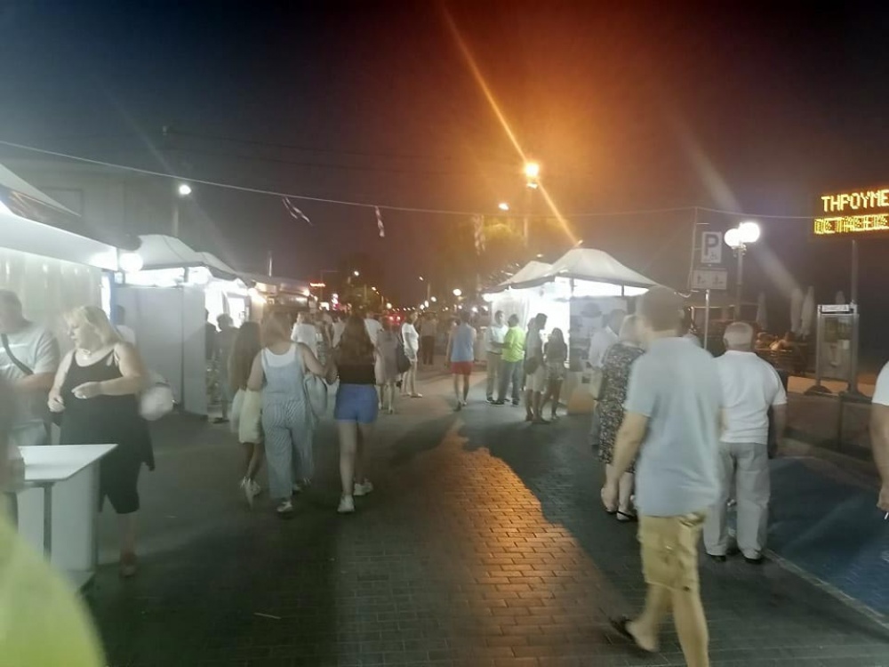 Ξεκίνησε το 2ο Φεστιβάλ Τοπικών Παραγωγών Αγροτικών Προϊόντων στην παραλία Μαραθώνα