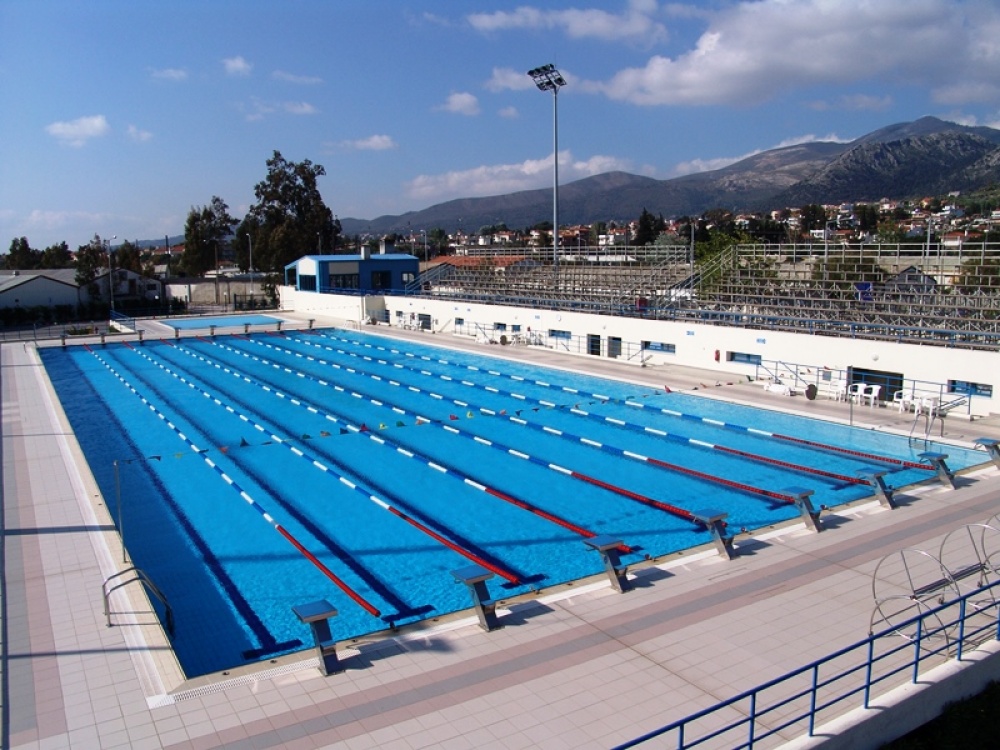 Φίλε Μανώλη, η ιστορία δεν παραγράφεται…