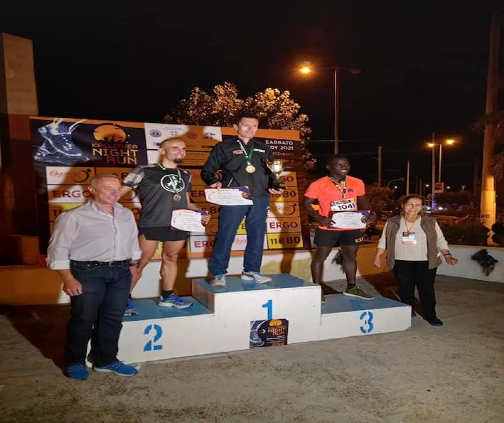 Ωκύποδες Καραβίδας, Παπακωνσταντίνου στη… νύχτα της Καλλιθέας