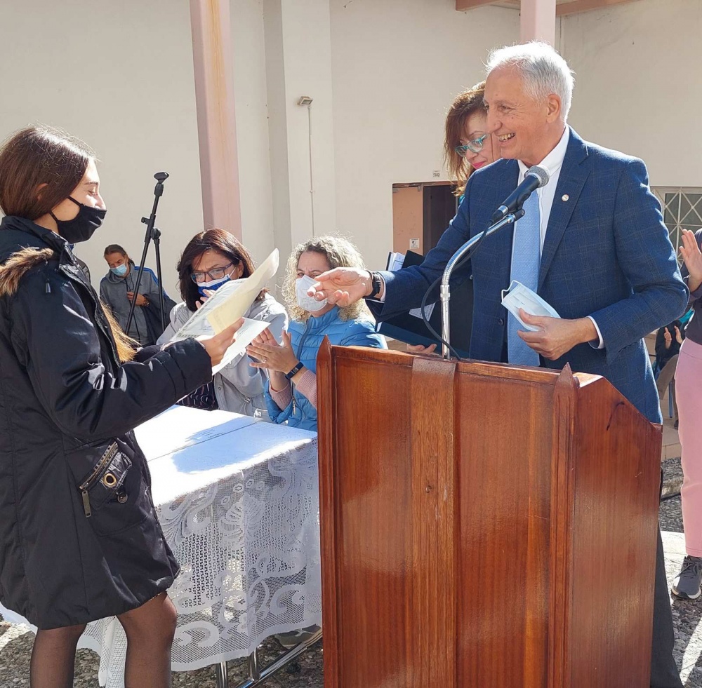 Απονομή του φετινού βραβείου «ΜΑΡΙΟΣ ΤΟΚΑΣ» από τον Θανάση Αυγερινό