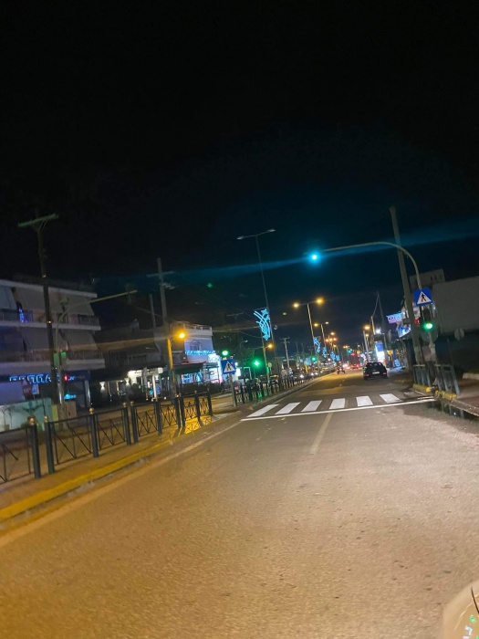 Ένωση Εμπόρων Δήμου Μαραθώνα: Ανύπαρκτος ο Χριστουγεννιάτικος Στολισμός στον Δήμο!