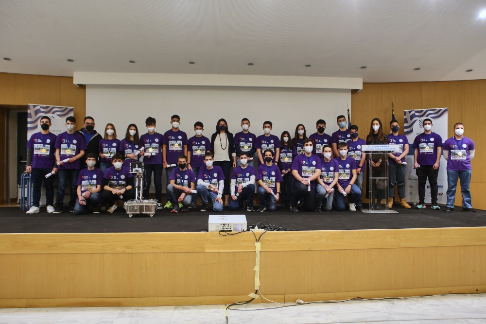 Βράβευση της Ελληνικής Εθνικής Ομάδας Ρομποτικής (φώτο - βίντεο)