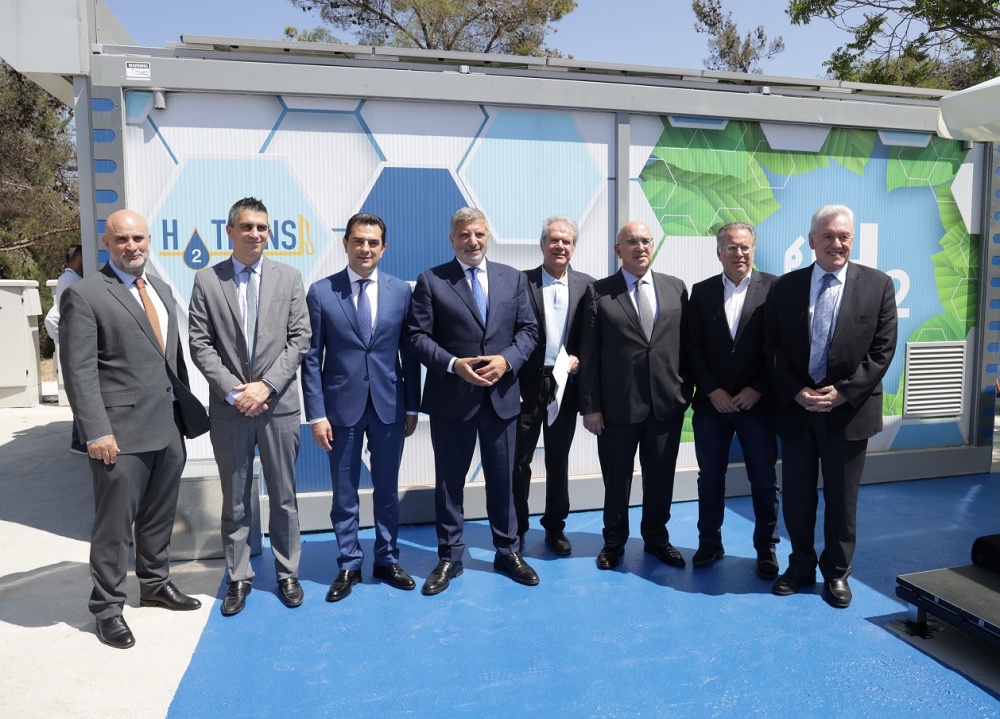 Στα εγκαίνια του πρώτου σταθμού ανεφοδιασμού μικρών οχημάτων υδρογόνου ο Περιφερειάρχης Αττικής Γ. Πατούλης
