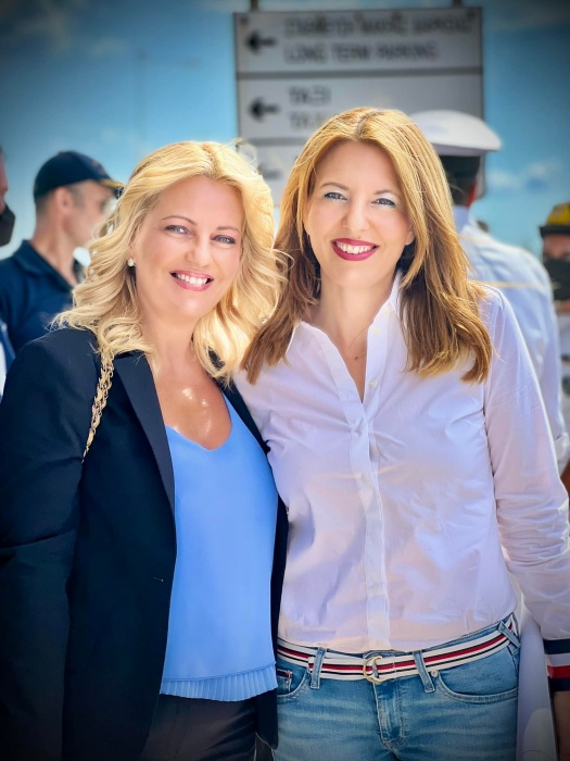 Ή στραβός είναι ο γιαλός ή στραβά αρμενίζετε...