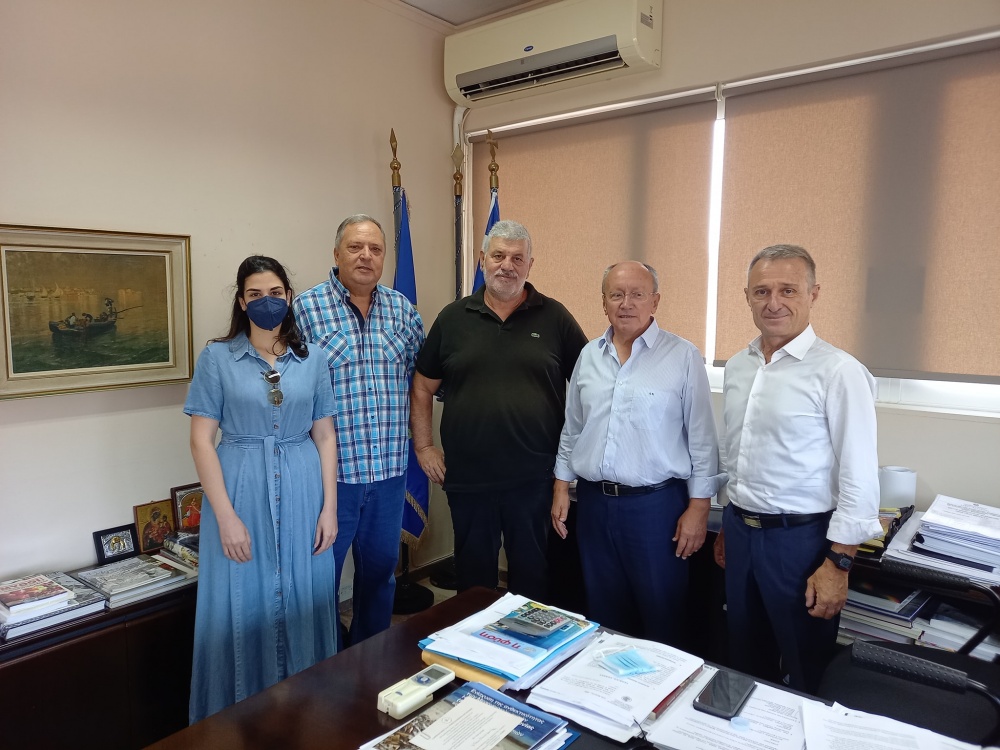 Η Συντονιστική Επιτροπή ΠΑΣΟΚ του Δήμου Μαραθώνος επισκέφτηκε τον Δήμαρχο Στέργιο Τσίρκα