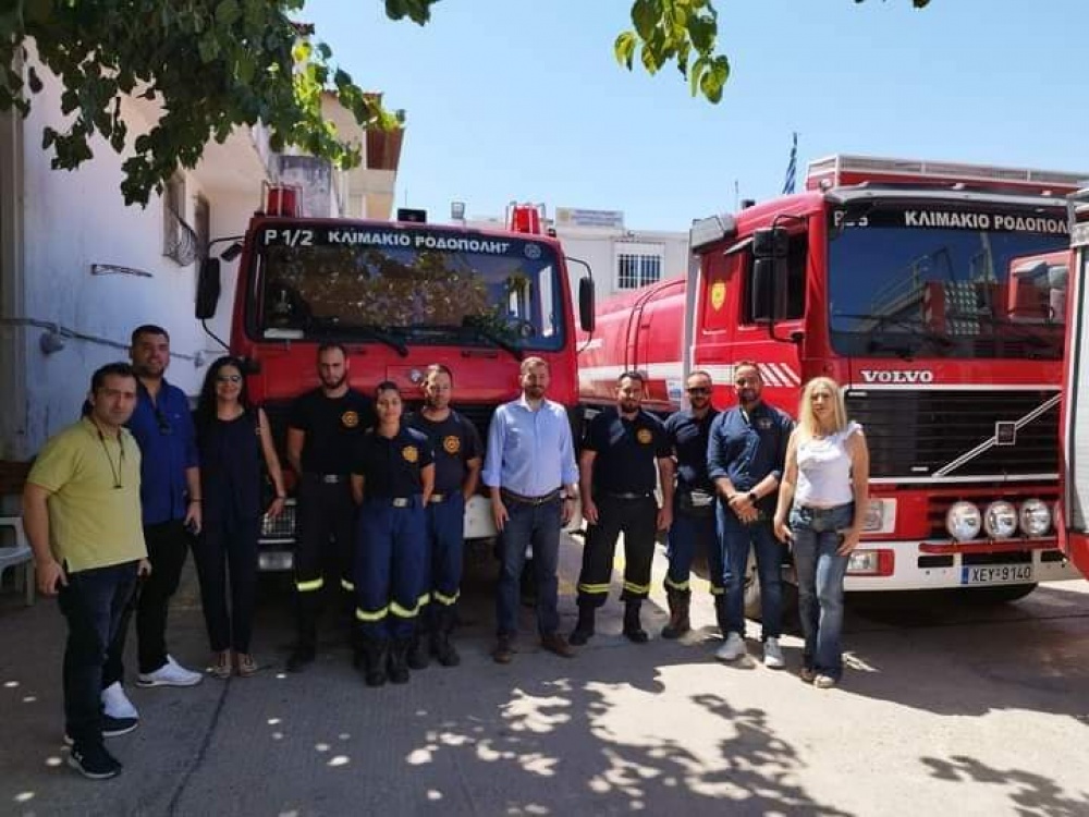 ΠΑΣΟΚ: Επίσκεψη κλιμακίου στις εθελοντικές ομάδες Δήμου Διονύσου 