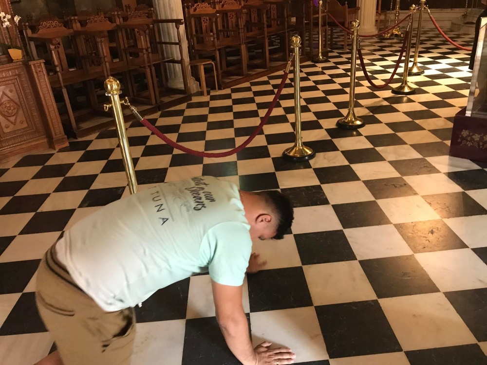 Συγκλονιστικές στιγμές σήμερα στο Μοναστήρι του Αγίου Εφραίμ στη Νέα Μάκρη (βίντεο)