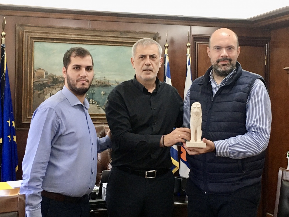 Τον Δήμαρχο Πειραιά Γιάννη Μώραλη συνάντησε ο Πρόεδρος της ΕΝΑ Νεκτάριος Καλαντζής