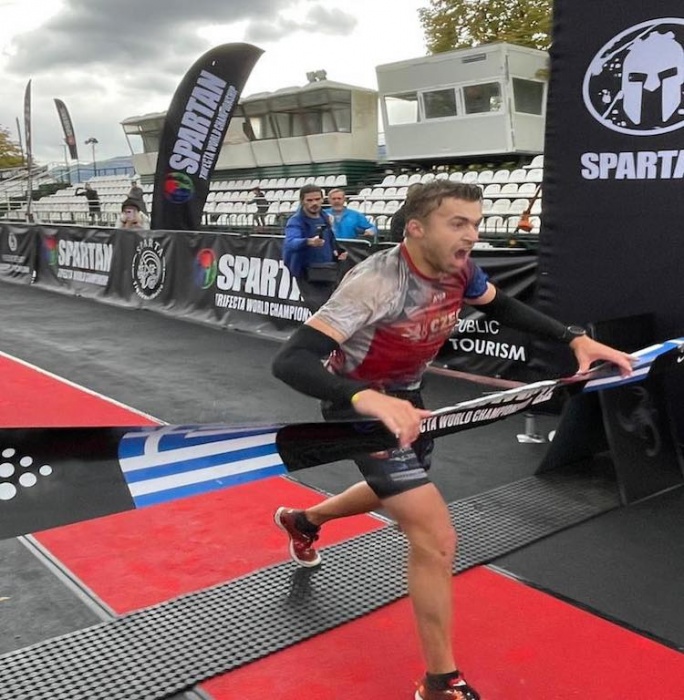 Spartan WCh 2022: Τριπλή επικράτηση της Hortobagyiova