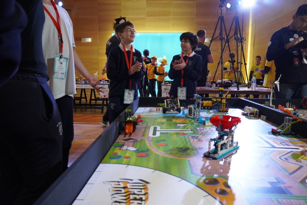 Ολοκλήρωση του Περιφερειακού Διαγωνισμού Αττικής FIRST® LEGO® LEAGUE Αθήνας και προκρίσεις στον Ελληνικό Τελικό