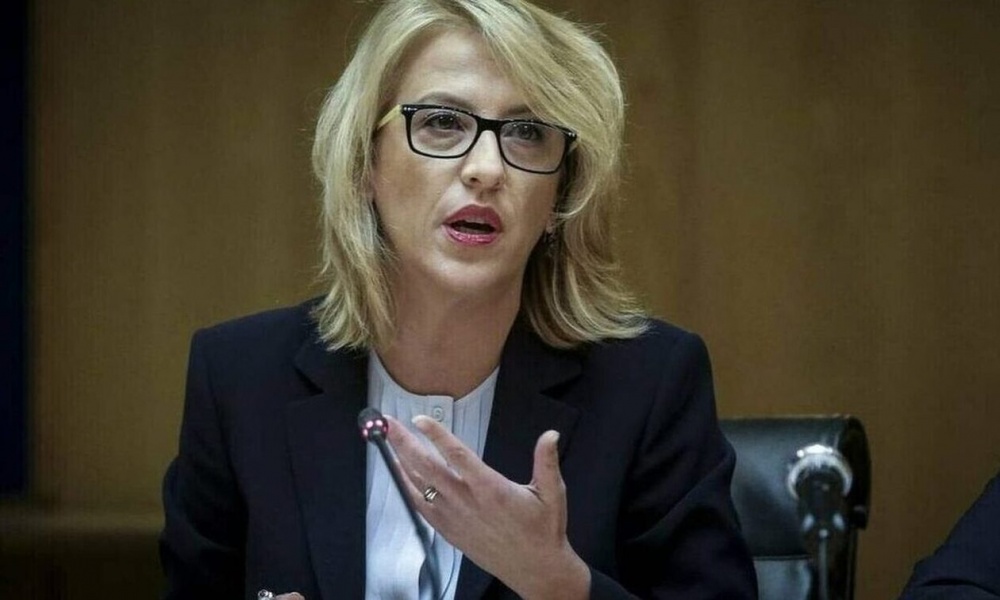 Δίκη για τη φωτιά στο Μάτι: Αναβλήθηκε για τις 30 Οκτωβρίου λόγω βουλευτικής ασυλίας της Ρένας Δούρου