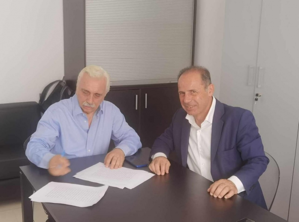 Δήμος Ραφήνας-Πικερμίου: Έπεσαν οι υπογραφές για τη δωρεά των υπερσύγχρονων οχημάτων που εντάσσονται στην Πολιτική Προστασία