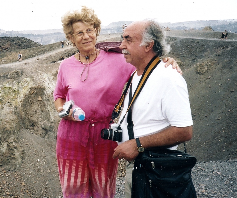 Λαογραφική Εταιρία Βαρνάβα: Δωρεά 12.500 αντικειμένων από τους συλλέκτες Νίκο και Κωνσταντίνα Τσίτσα