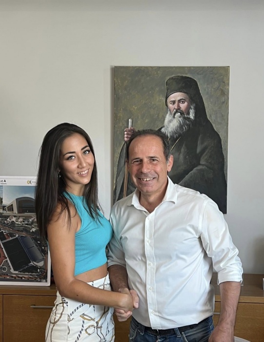 Και η γυμνάστρια Αλεξάνδρα Πανταζή με την Παράταξη Μπουρνούς