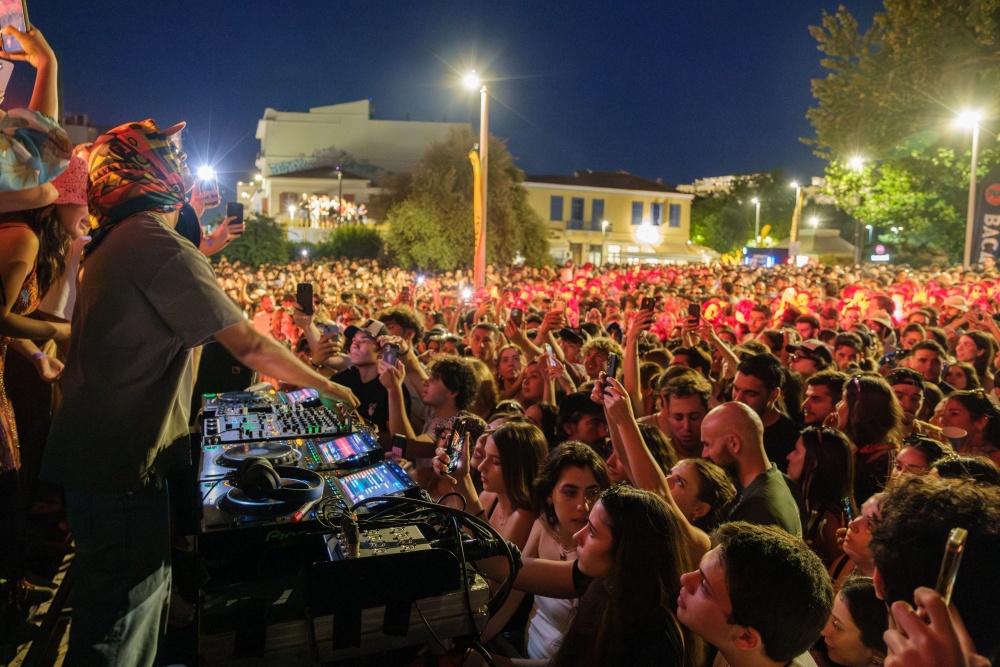 Φεστιβάλ Δήμου Αθηναίων: Ξεκινά την Πρωτομαγιά με πικ-νικ στο πάρκο της Ακαδημίας Πλάτωνος