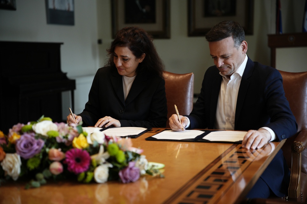 Χάρης Δούκας: «Το θέατρο είναι παιδεία, είναι διάλογος, είναι δημοκρατία και γι’ αυτό αποτελεί προτεραιότητα»