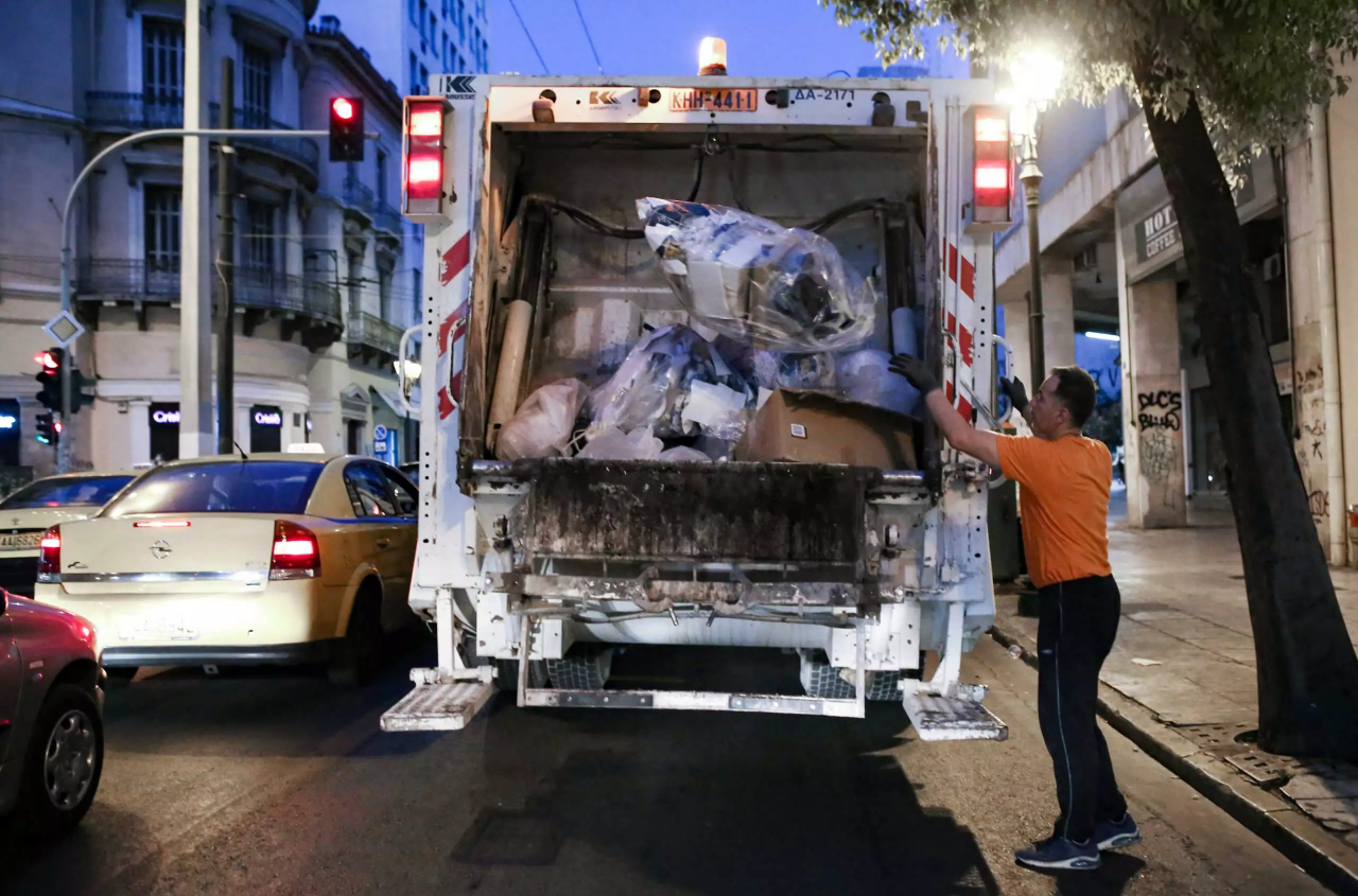 Δήμος Αθηναίων: Επίθεση σε υπάλληλο της Καθαριότητας στην Κυψέλη