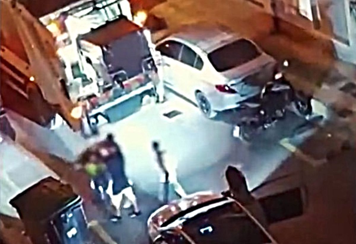 Ο Χάρης Δούκας για τον ξυλοδαρμό στην Κυψέλη: «Η πόλη έχει κανόνες, δεν ανέχεται τη βία» (video)