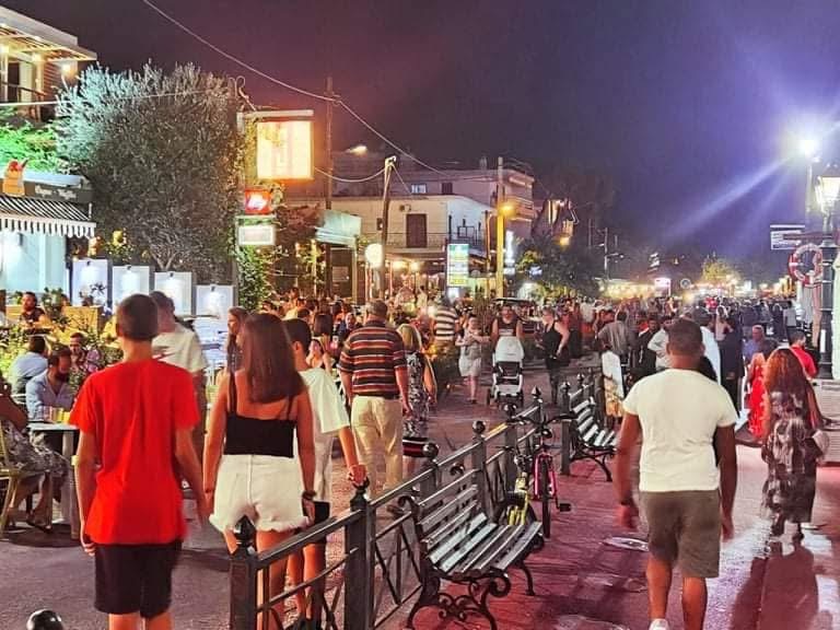 Δήμος Μαραθώνος: Την Πέμπτη (3/7) ξεκινά η πεζοδρόμηση στην παραλία Νέας Μάκρης - σε ισχύ ήδη η μονοδρόμηση στην Παραλία Μαραθώνα