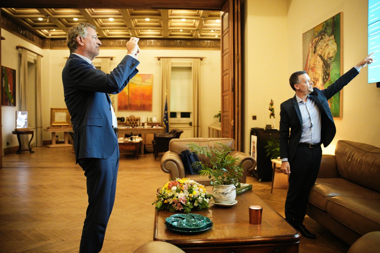 Ο π. Δήμαρχος της Νέας Υόρκης, Bill de Blasio, στο Athens Democracy Forum 2025 (photo+video)