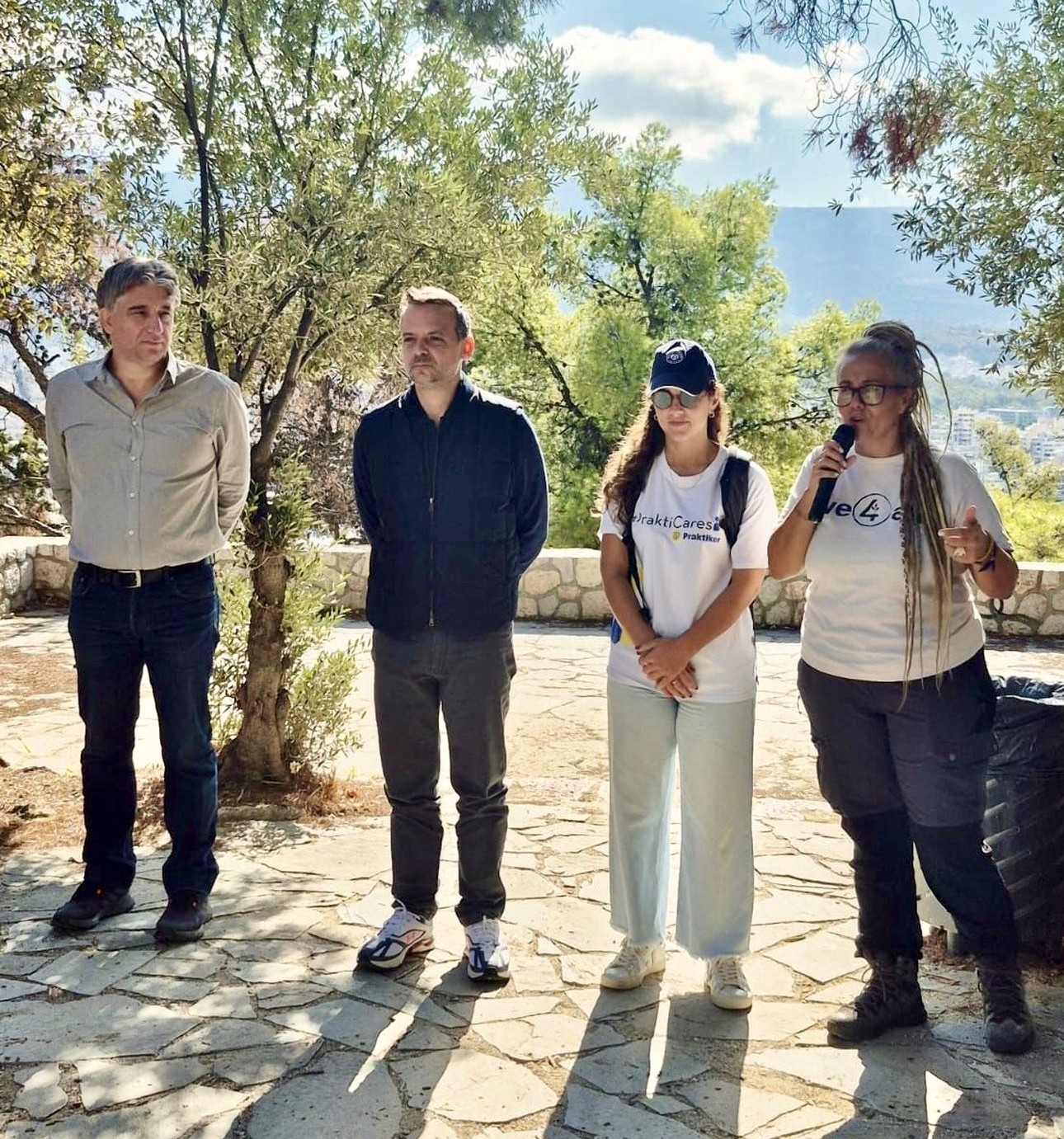 300 νέα δένδρα φυτεύτηκαν στον Λυκαβηττό - 8.000 έχουν φυτευτεί σε όλη την Αθήνα