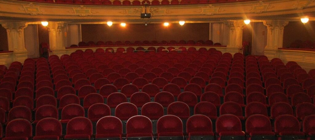 «Το Θέατρο πάει στα Σχολεία»: Παραστάσεις για μαθητές Δημοτικών και Γυμνασίων της Αθήνας «Το Θέατρο πάει στα Σχολεία»: Παραστάσεις για μαθητές Δημοτικών και Γυμνασίων της Αθήνας