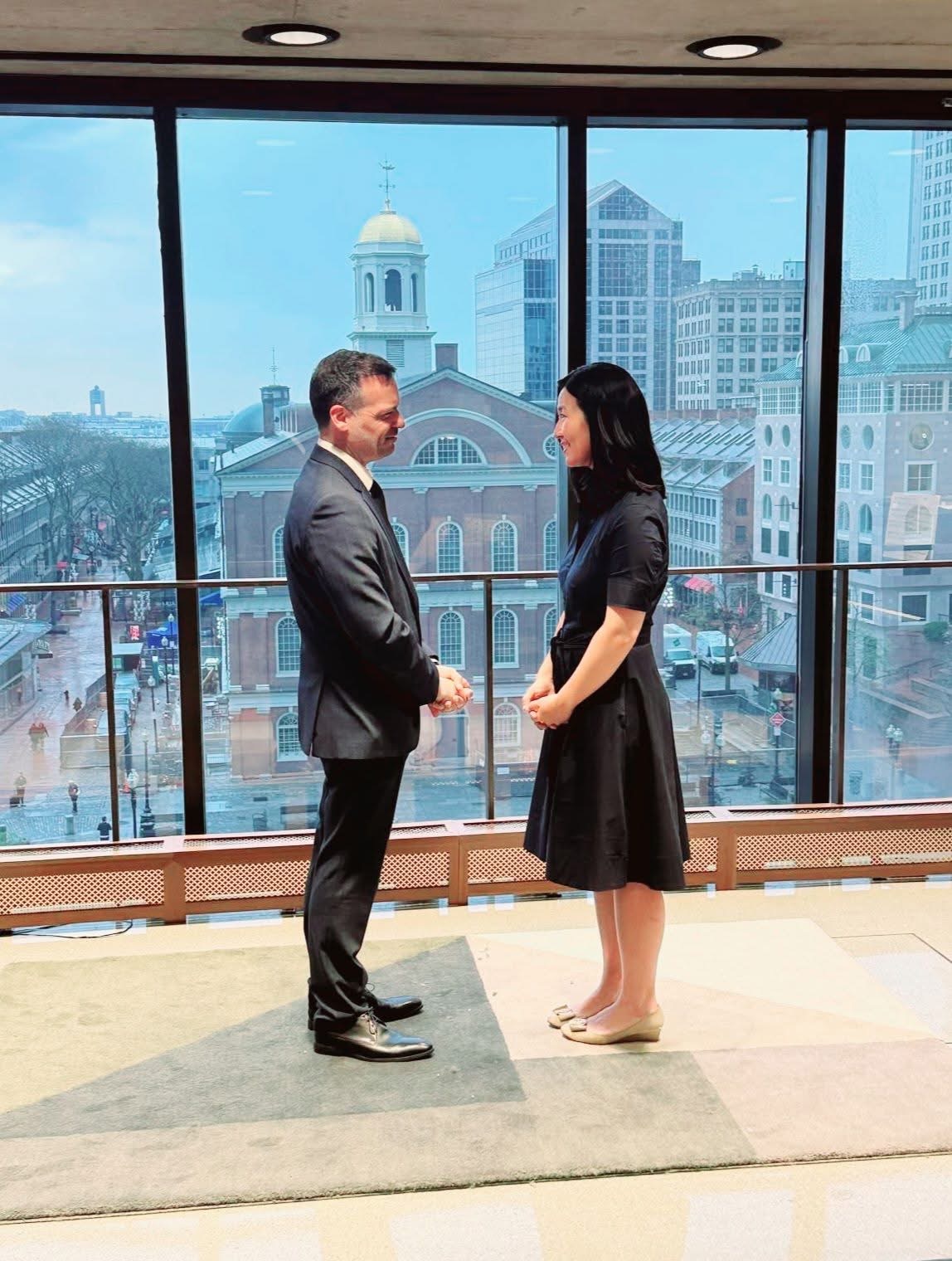 Χάρης Δούκας: Συγχαρητήρια επιστολή στη δήμαρχο Βοστώνης για την επανεκλογή της