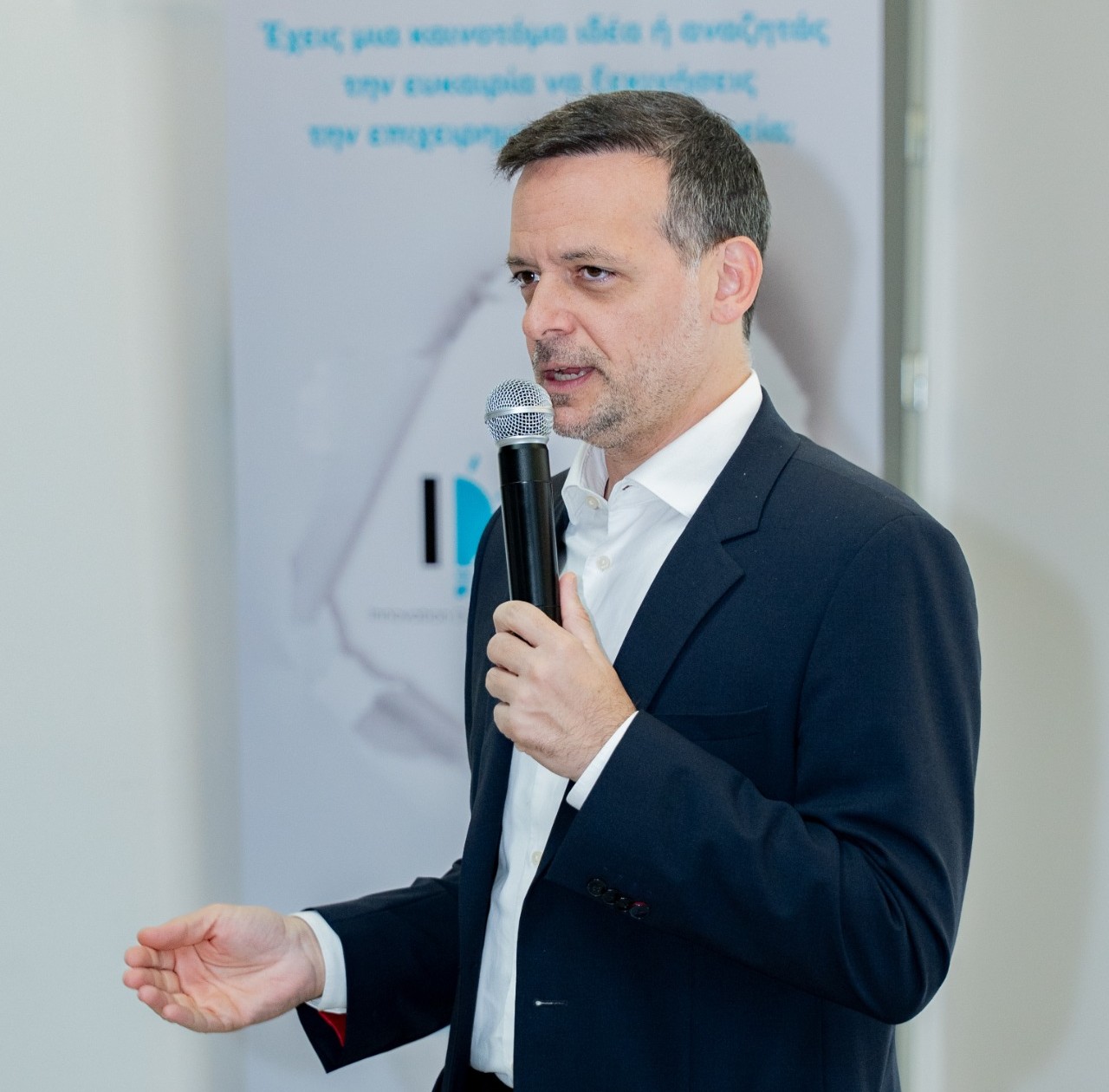 Χάρης Δούκας: «Δίνουμε Χάρης Δούκας: «Δίνουμε