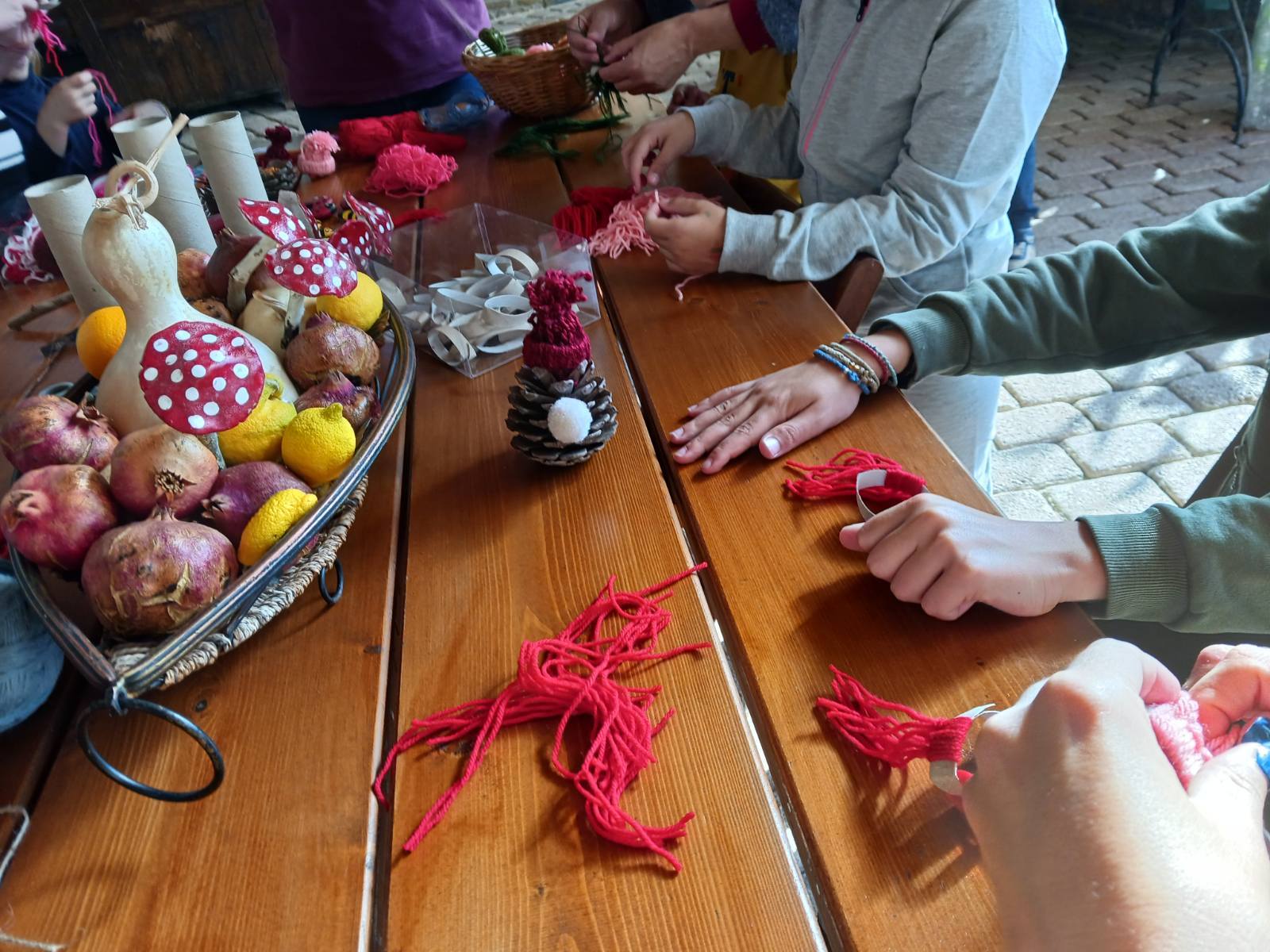 Λαογραφική Eταιρεία Βαρνάβα: Συνεχίζεται η δράση «Τέχνη... από τη Φύση για τη Φύση» (photo)