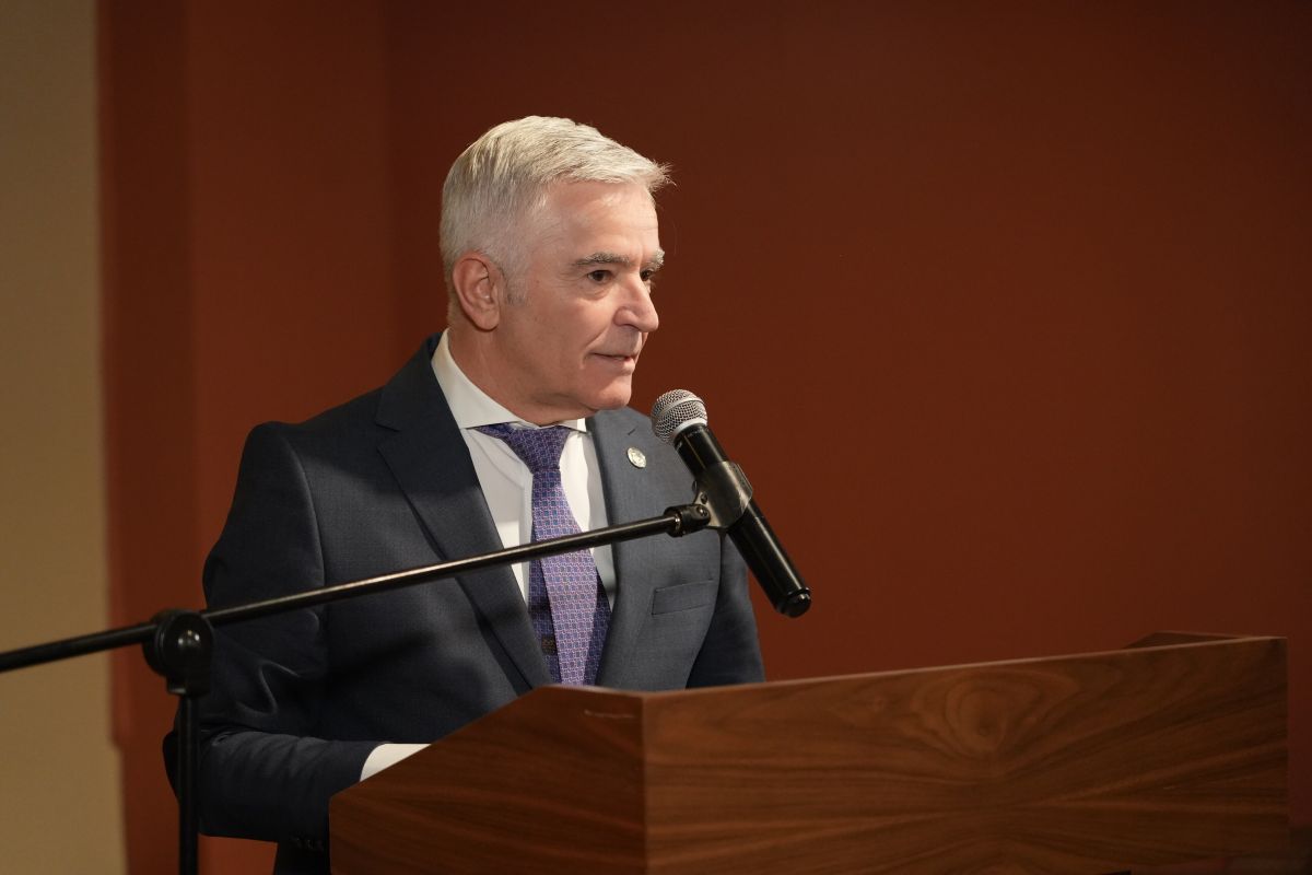 Δήμος Παιανίας: Συγκίνηση και ενθουσιασμός στη βράβευση των επιτυχόντων μαθητών