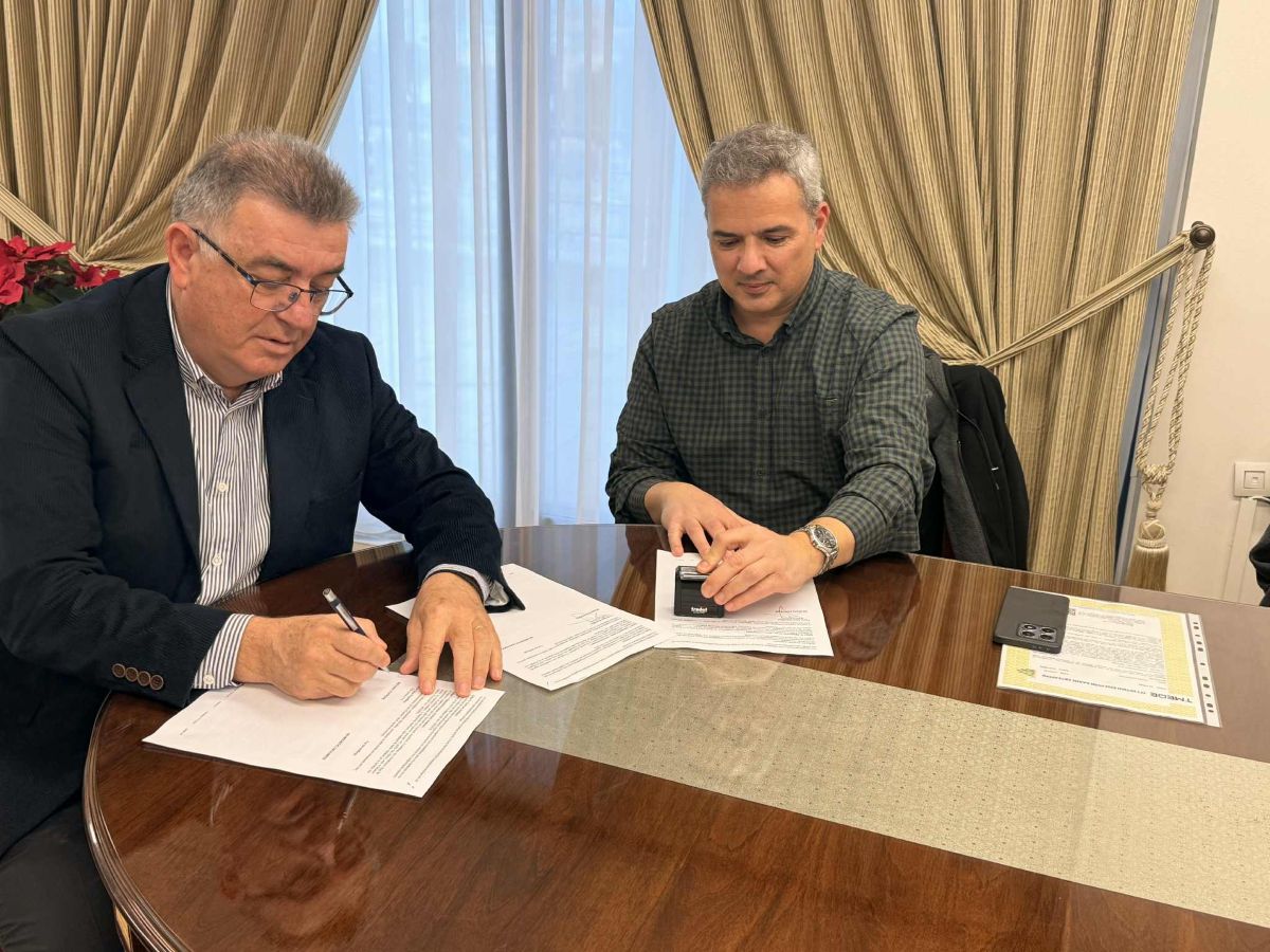Αθλητικό Κέντρο Κορίνθου: Υπογράφηκε η σύμβαση για το νέο κλειστό γυμναστήριο τύπου «μπαλόνι»