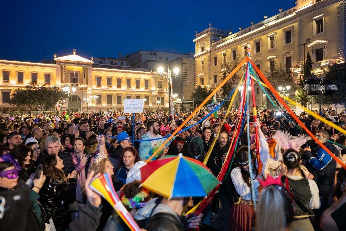 Αθήνα: Καρναβαλική παρέλαση την Κυριακή και παραδοσιακά Κούλουμα τη Δευτέρα
