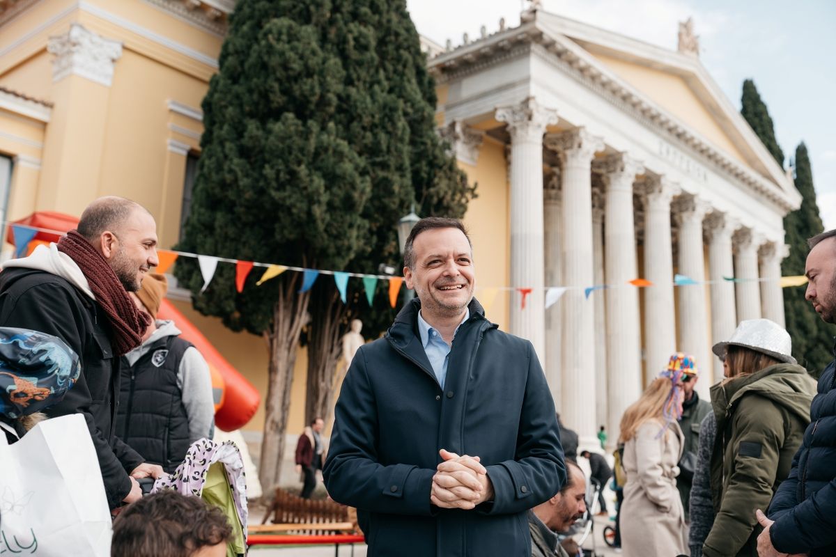Χάρης Δούκας: «Η Αθήνα γλεντά με εξωστρέφεια, συμμετοχή, χαρά και συμπερίληψη» (photo+video)