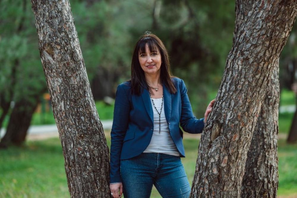 Η δήμαρχος «δραπετεύει ψευδόμενη»