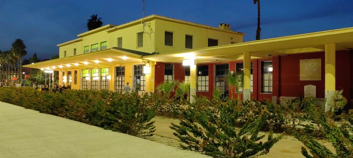 O Σιδηροδρομικός Σταθμός της Κορίνθου επιστρέφει στην πόλη