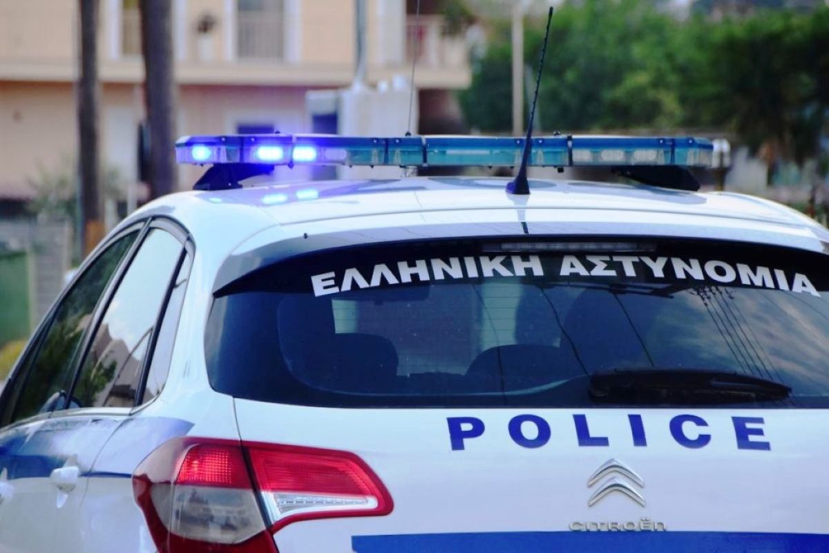 Ένοπλη ληστεία σε μάρκετ στην Αρτέμιδα