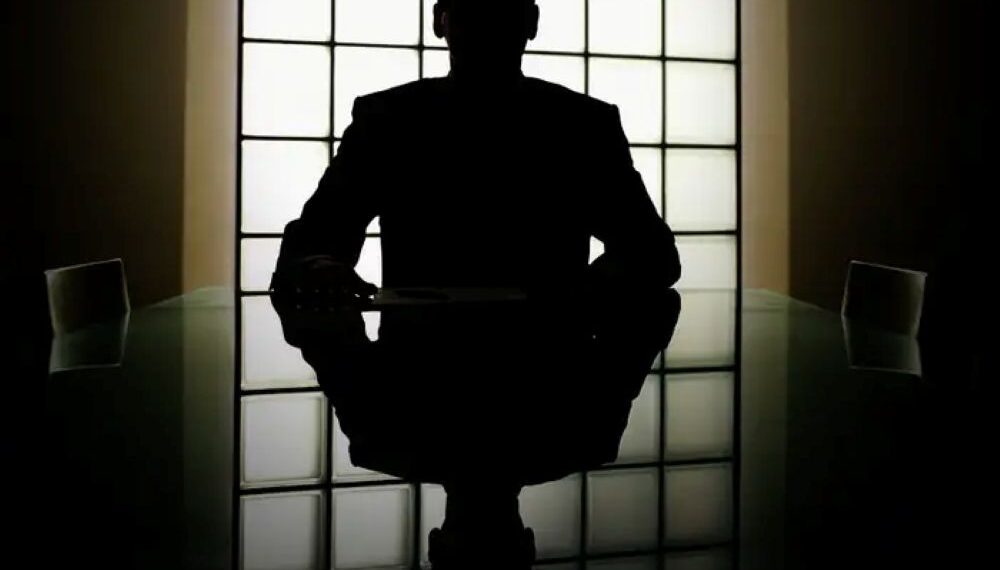 Οι εσωκομματικές εκλογές του ΠΑΣΟΚ και τα μεγάλα προβλήματα του δημάρχου