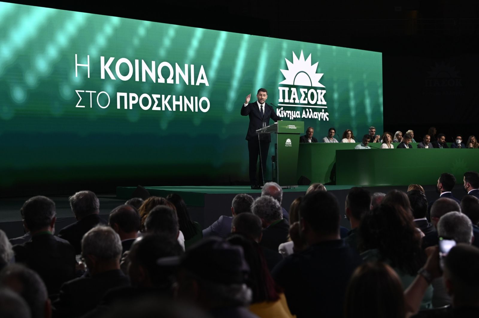 Συνέδριο ΠΑΣΟΚ: Γιατί είναι επίκαιρο το ψήφισμα για τον αποκλεισμό οποιασδήποτε μετεκλογικής συνεργασίας με τη Νέα Δημοκρατία