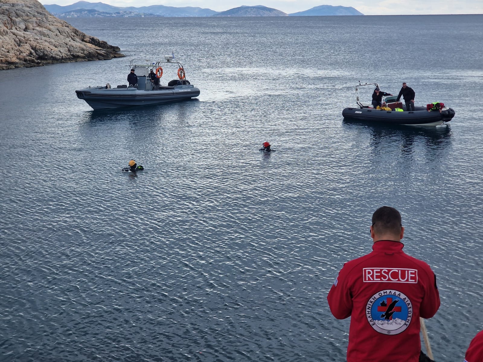 Μάχη με το χρόνο δίνουν οι δύτες στα Λιμανάκια Βουλιαγμένης (video)