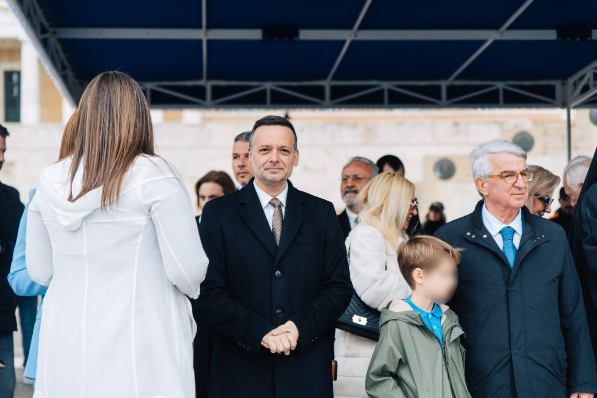 Αθήνα: Ολοκληρώθηκε με επιτυχία η μαθητική παρέλαση για τον εορτασμό της 25ης Μαρτίου (photo+video)