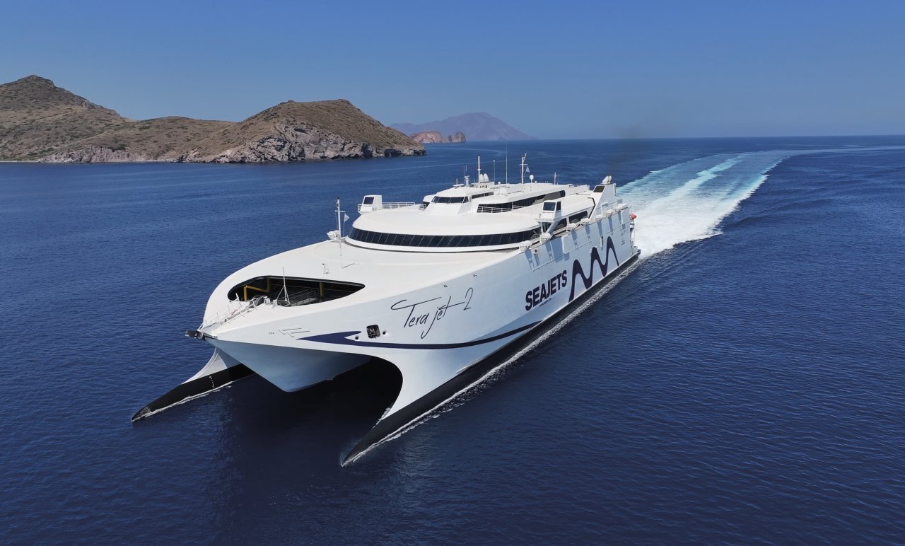 SEAJETS: Ακόμα πιο προσιτά ταξίδια σε Άνδρο και Τήνο από και προς τη Ραφήνα με νέες προσφορές (video)