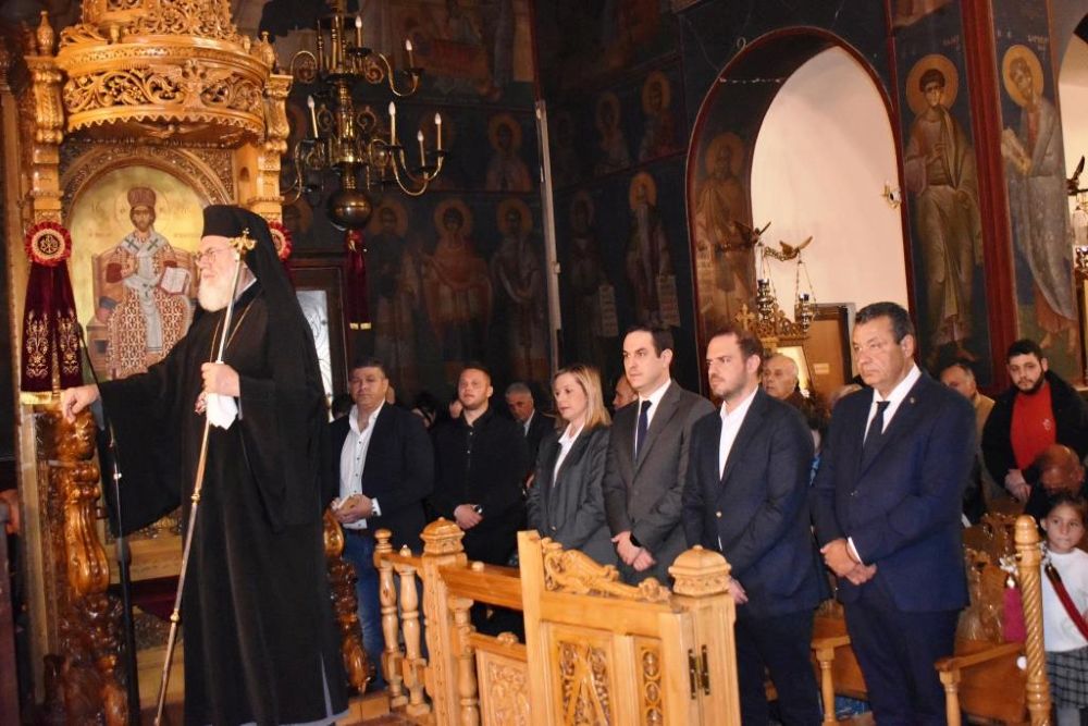 Άνω Λιόσια: Παρουσία του Μητροπολίτη Ιλίου κ.κ. Αθηναγόρα η Ακολουθία της Μεγάλης Τετάρτης (photo+video)