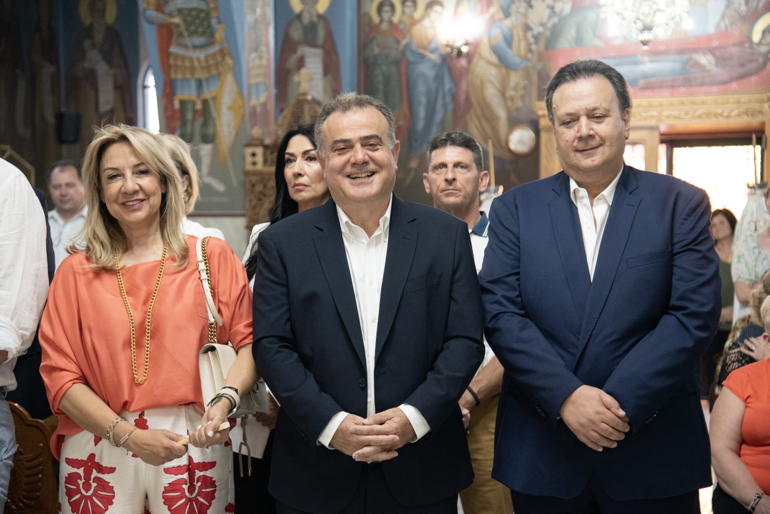 Επαγγελματίες καταγγέλουν τη Διοίκηση Αηδόνη για πρωτοφανή εύνοια συγκεκριμένων καταστημάτων