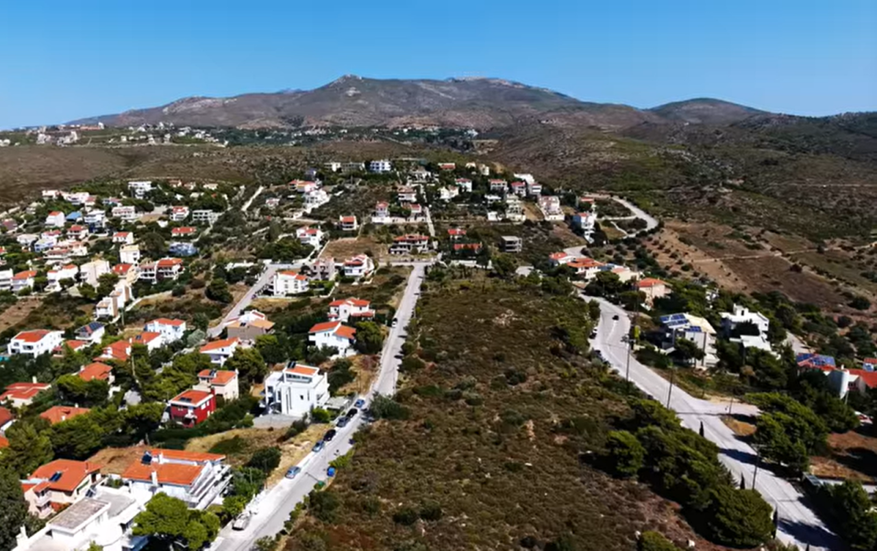 Καλλιτεχνούπολη, πράξη δεύτερη με εντέλλεσθε
