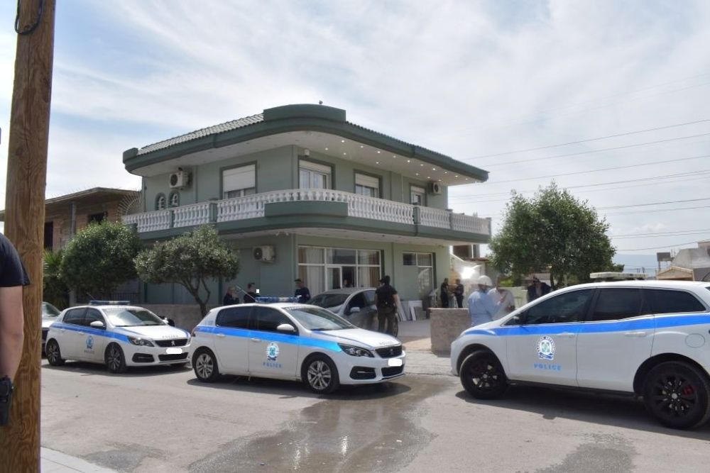 Άνω Λιόσια: Νέες συλλήψεις για όπλα, ναρκωτικά και ρευματοκλοπές στο Πανόραμα (photo+video)