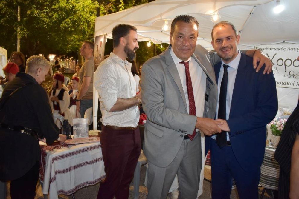Ο Χρήστος Παππούς στα «Περίπτερα» που συμμετείχαν στο Πανηγύρι των Αγίων Κωνσταντίνου και Ελένης (photo)