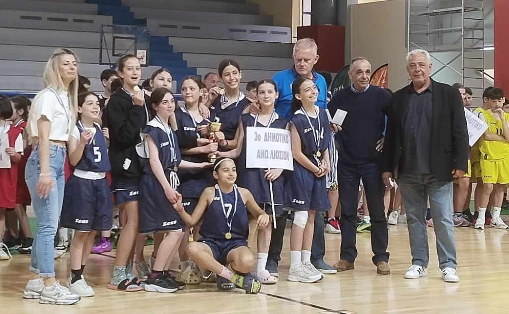 Με μεγάλη επιτυχία διεξήχθη το 32ο Σχολικό Τουρνουά Μπάσκετ του Δήμου Φυλής (photo)