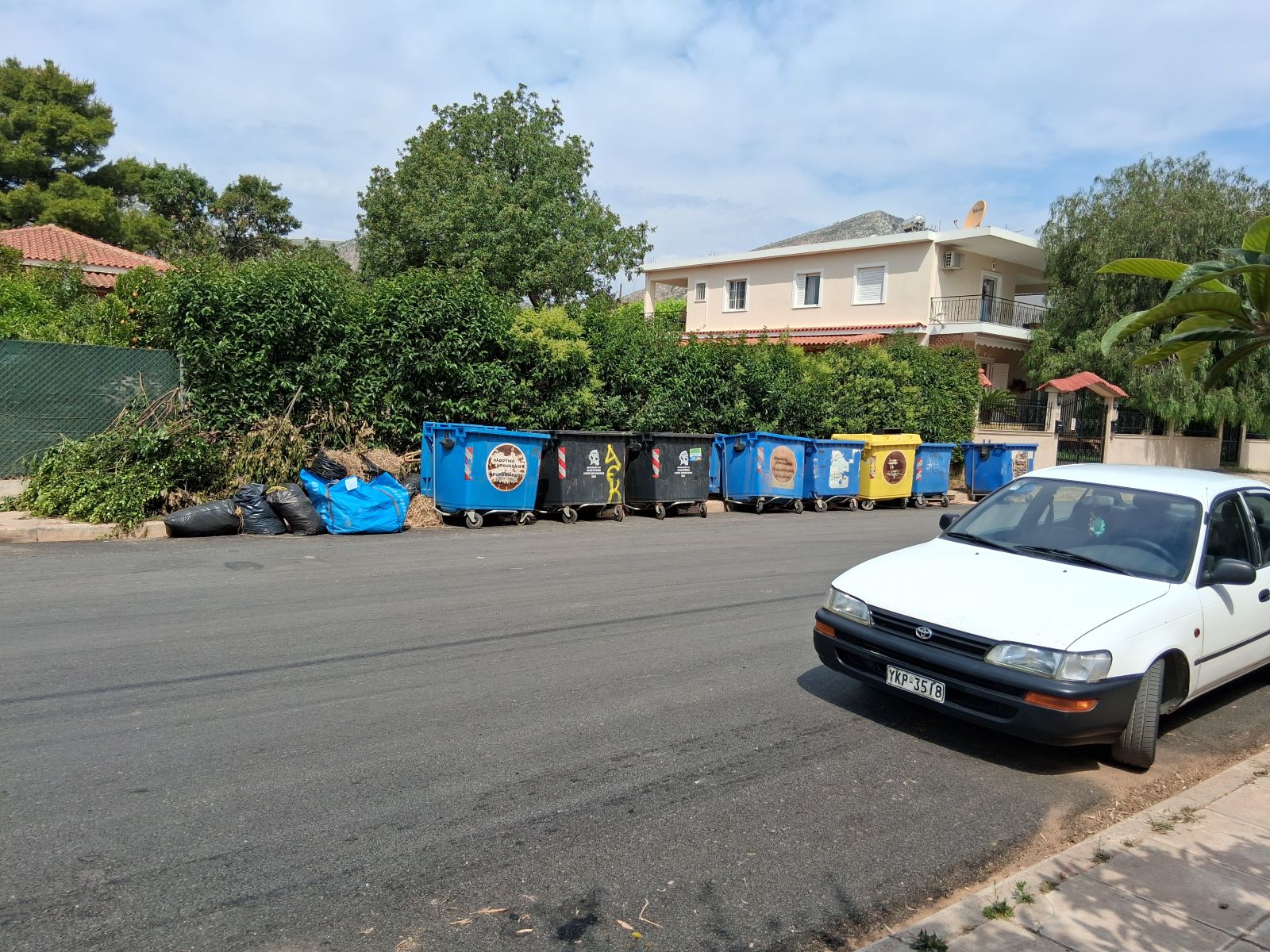 Από το κακό στο χειρότερο η καθημερινότητα στον Δήμο Μαραθώνα - Ασχολείται με τις αρμοδιότητες του ο Αντιδήμαρχος Ζούρος; (photo)